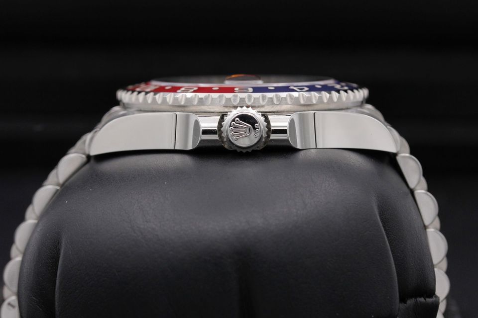 Rolex GMT Master II 126710 BLRO Image 3